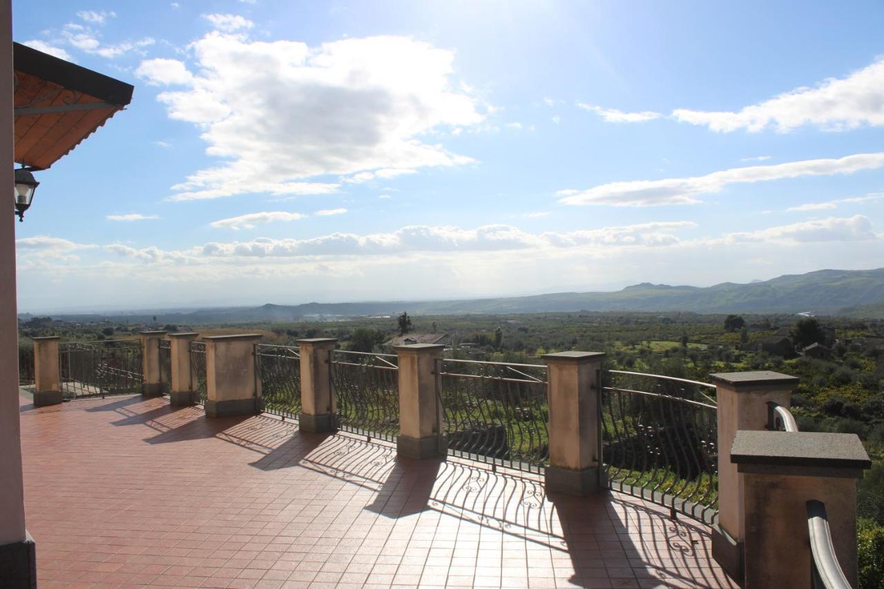 Ranch Simeto Hotel Paterno  Bagian luar foto